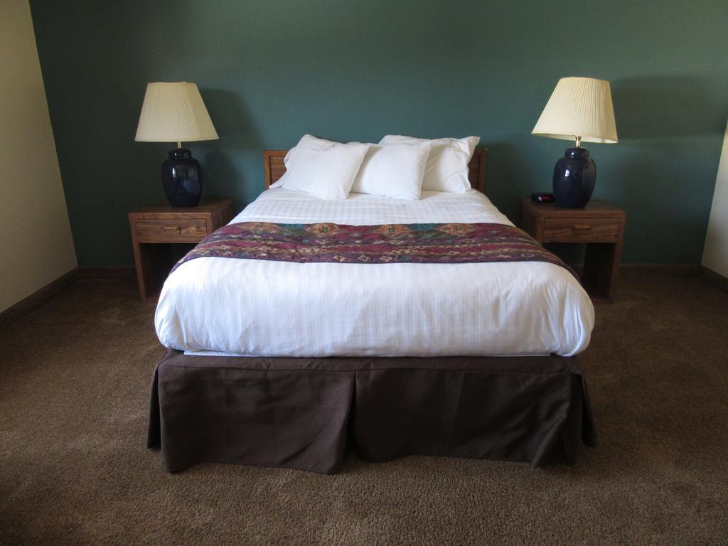 Al'S Westward Ho Motel West Yellowstone Εξωτερικό φωτογραφία